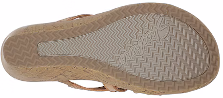 Shop Skechers Beverlee-Clicky Vibes 坡跟休閒拖鞋 女款 自然色