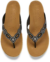 Shop Skechers Beverlee 坡跟休閒時尚拖鞋 女款 黑色