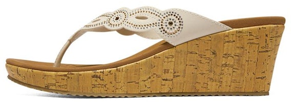 (Women) Skechers Beverlee 'Milky White' 119257-OFWT (Women) Skechers Beverlee 'Milky White' 119257-OFWT