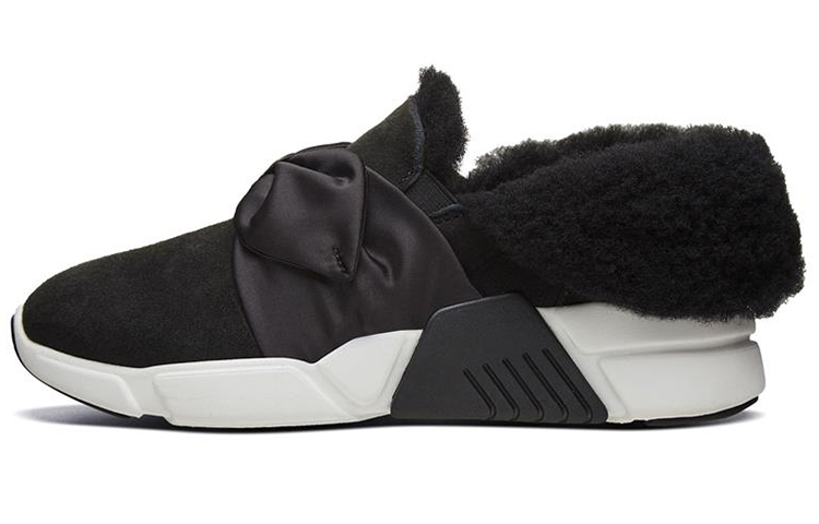 (Women) Skechers Block 'Black Casual Snow Boot' 68890-BKW