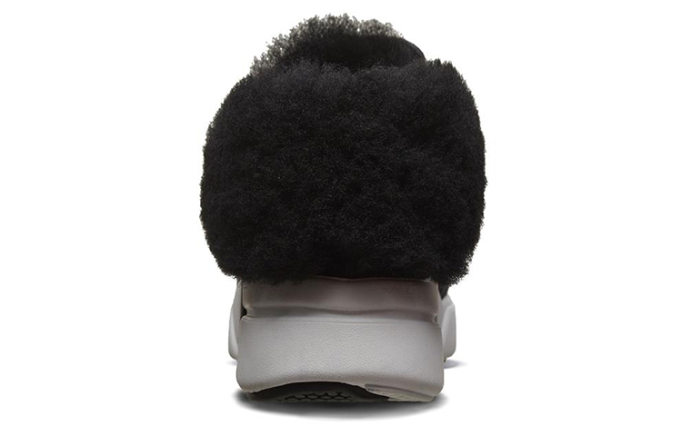 Shop (W) Skechers Block 'Bota Casual de Nieve Negra' 68890-BKW
