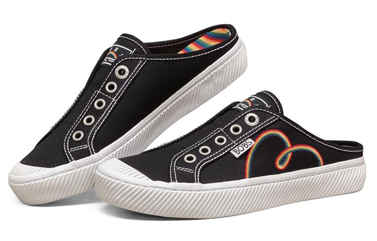 Lookbook (W) Zapatillas Negras Skechers Bob's 113308-BKMT