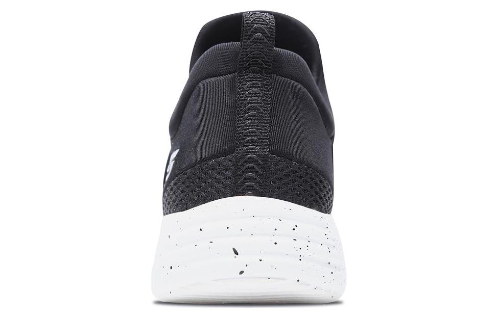 Shop Skechers Bob's Sparrow 防滑耐磨 低筒 運動休閒鞋 女款 黑色