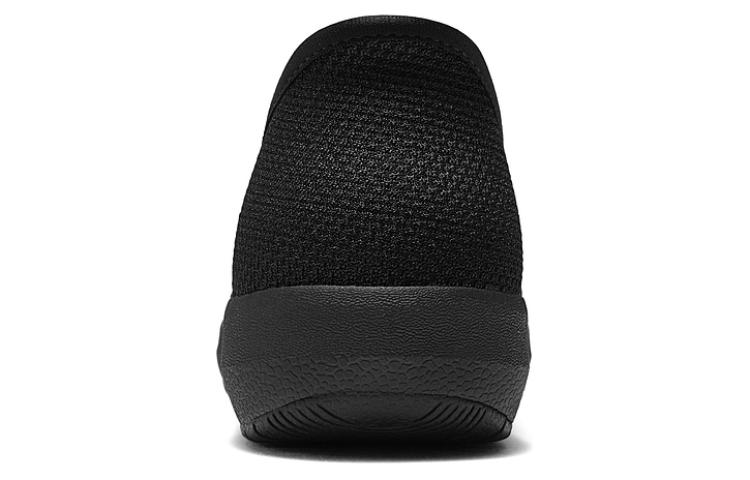 Shop (W) Skechers Kasual 'Hitam Nyaman' 158846-BBK