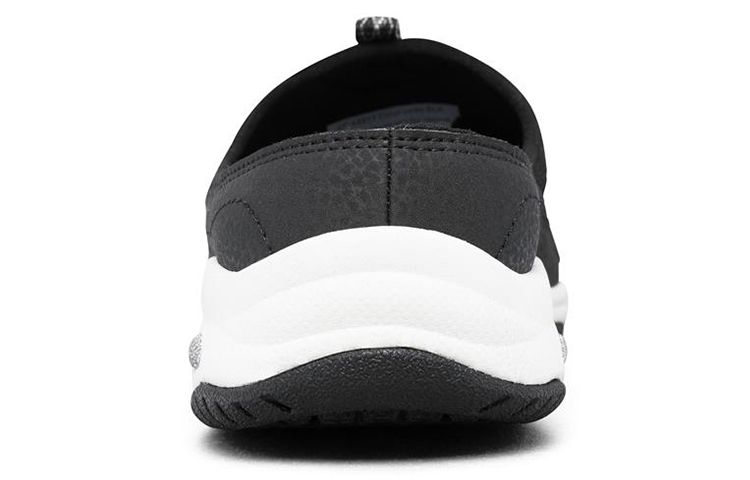 Shop (W) Skechers Commute Time 'Zapatillas de Moda Negras' 44917-BLK