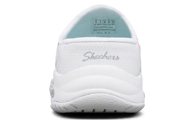 Shop (W) Skechers Commute Time 'Zapatilla Blanca de Moda Mule' 49636-WHT