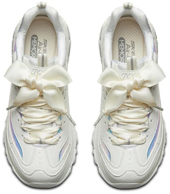 (W) Skechers D Lites 1.0 Blanco 66666178-OFWT Lookbook (W) Skechers D Lites 1.0 Blanco 66666178-OFWT