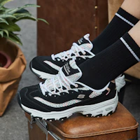 Sizing (Women) Skechers D'lites 1.0 13144-BKLP