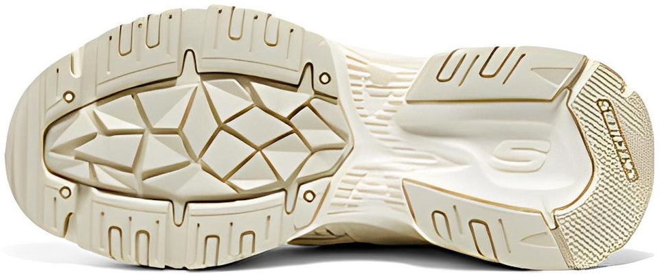 (W) Skechers D'LITES 'Putih' 149514-NTRD Purchase (W) Skechers D'LITES 'Putih' 149514-NTRD