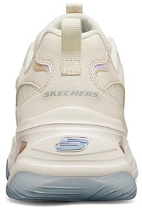 Skechers D‘LITES 4.0 熊貓鞋 低筒 運動休閒鞋 女款 奶白色 Shop Skechers D‘LITES 4.0 熊貓鞋 低筒 運動休閒鞋 女款 奶白色