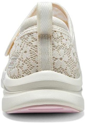 (W) 스케쳐스 디럭스 컴포트 '화이트' (Skechers Dlux Comfort '화이트') 104345-OFWT Lookbook (W) 스케쳐스 디럭스 컴포트 '화이트' (Skechers Dlux Comfort '화이트') 104345-OFWT