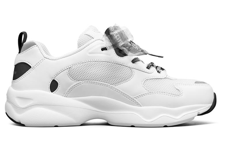 Order Skechers D‘Lites Airy 低幫運動鞋 女款 白黑色