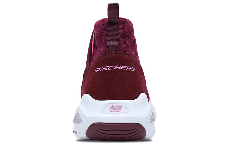 Shop Skechers D'lites Ultra 雪地鞋 女款 酒紅色