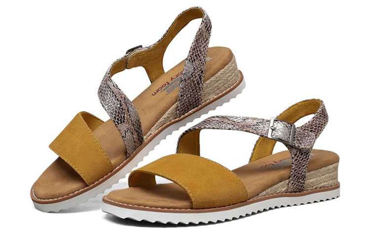 Lookbook (W) Skechers Desert Kiss ''Geel Zilver'' 113004-YEL