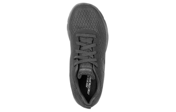 Lookbook (W) Skechers Dynamight 2.0 Low-Top Hitam 12964-BBK