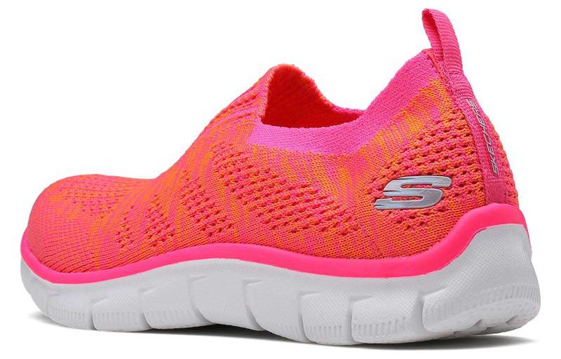 Shop Skechers 帝國 耐磨透氣 低筒 休閒運動鞋 女款 橘色