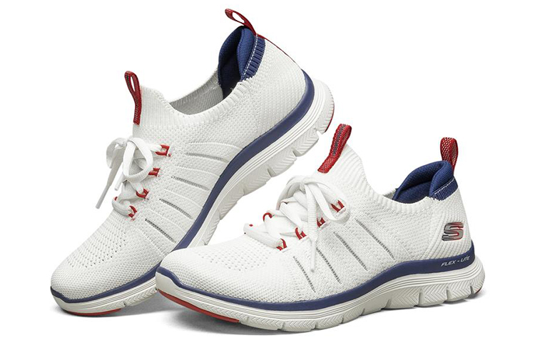 Lookbook Skechers Flex Appeal 4.0 時尚百搭 低筒休閒跑步鞋 女款 白藍色
