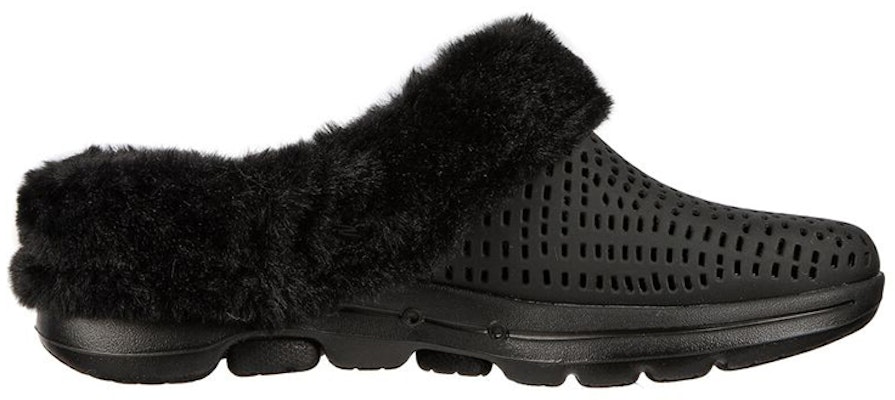 Skechers Foamies: Go Walk 5-溫馨擁抱 包頭拖鞋 女款 黑 Order Skechers Foamies: Go Walk 5-溫馨擁抱 包頭拖鞋 女款 黑