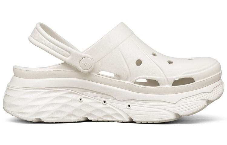 Lookbook Skechers Max Cushioning 泡泡鞋 休閒洞洞涼鞋 女款 白色