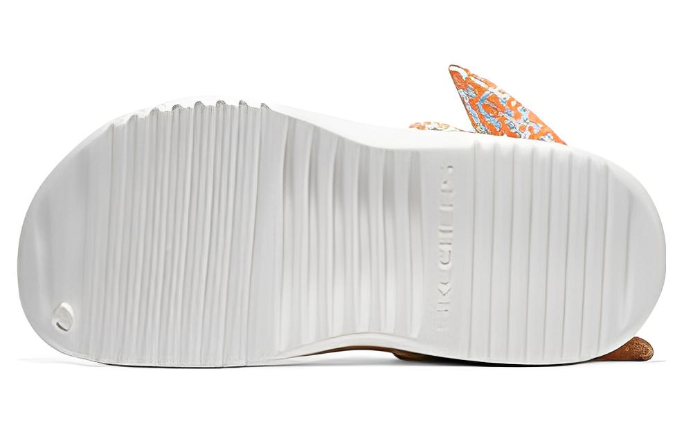 Shop (W) スケッチャーズ フォーミーズ サンダル (白) 111494-WHT