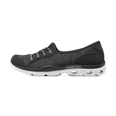 (W) Skechers Glide Step 'Black'