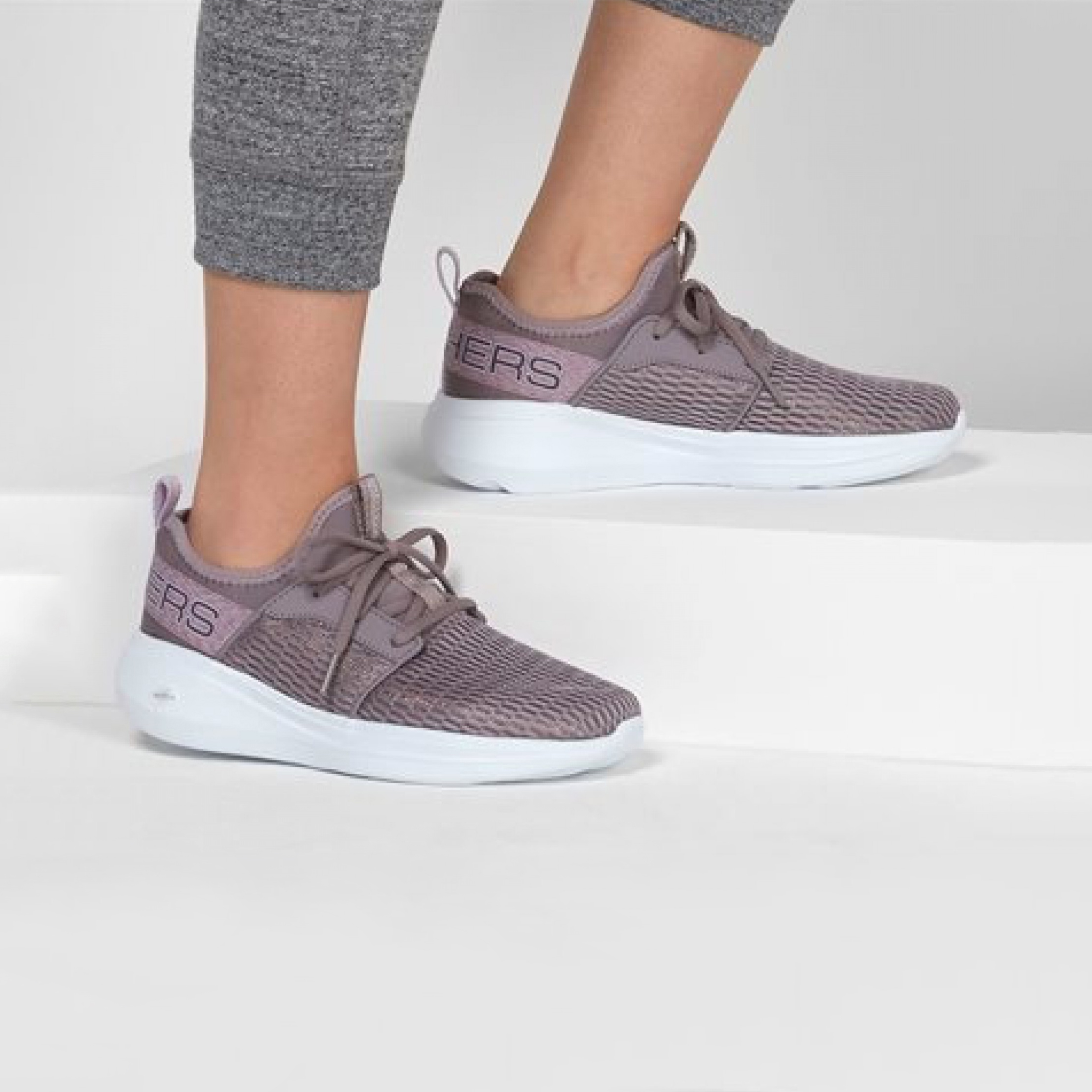 Details for (Women) Skechers Go Fast Purple/White 128012-PRLV