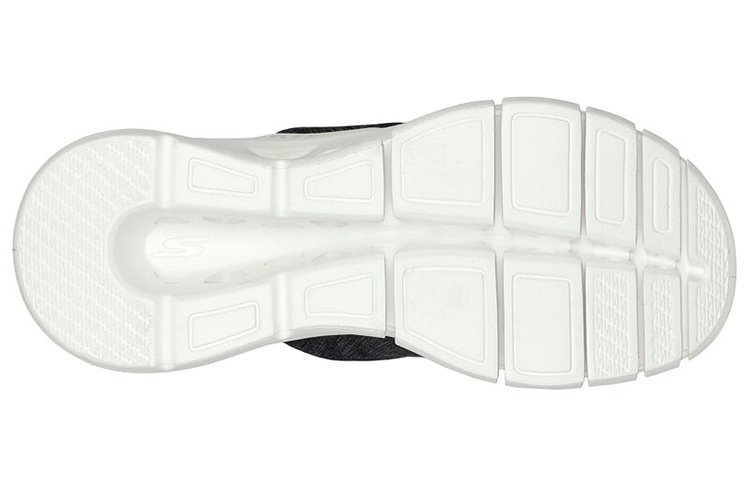 Shop Skechers Go Glide-Step 厚底防滑舒適運動拖鞋 女款 黑白