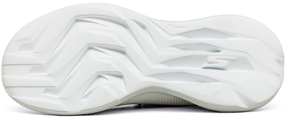 (W) Skechers GO RUN 'Putih Rendah Oranye' 128186-WHP Shop (W) Skechers GO RUN 'Putih Rendah Oranye' 128186-WHP