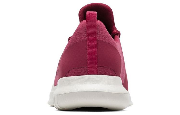 Shop Skechers Go Run 低筒緩震跑步鞋 女款 粉紅色