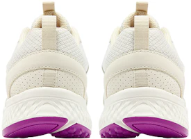 Shop (W) Skechers GO RUN Consistent 'Zancada Larga Blanca' 128273-NAT