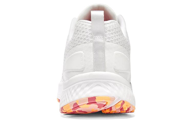 Shop Skechers Go Run Consistent 防滑耐磨 低幫 跑步鞋 女款 白橙