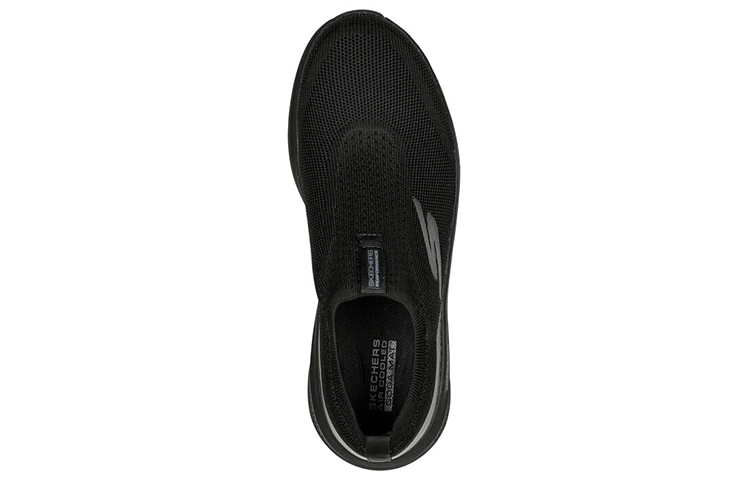 Shop Skechers Go Run Elevate 舒適運動休閒鞋 女款 黑色
