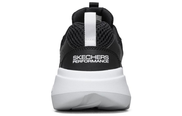 Shop (W) Skechers Go Run Fast Hitam/Putih 667053-BKW