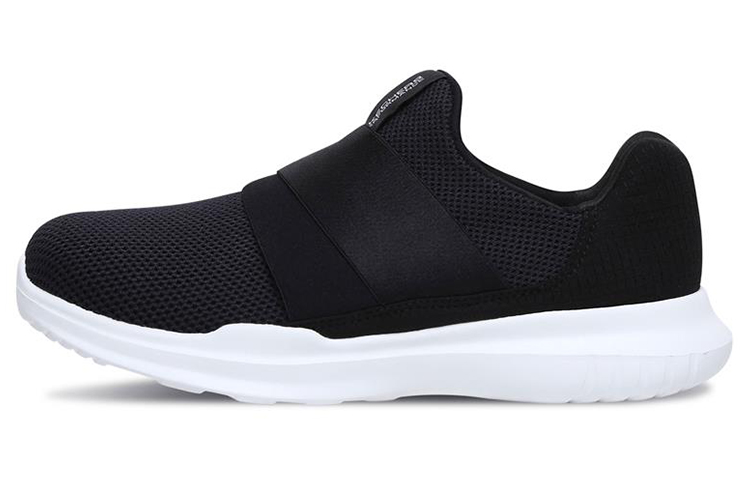 (Women) Skechers GO RUN Mojo 'Black and White Slip-On' 14814-BKW
