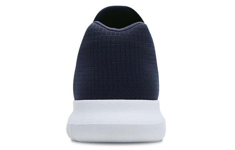 Shop Skechers Go Run Mojo 網布低筒運動鞋 女款 海軍藍色