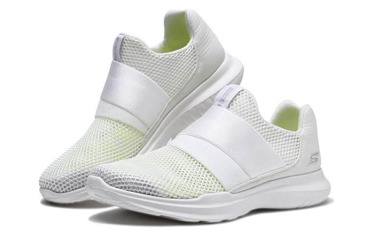 Lookbook (W) Skechers Go Run Mojo 'Putih Slip-On' 14819-WHT