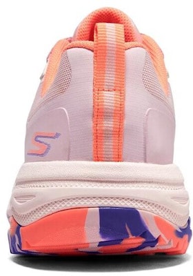 Skechers Go Run Trail 防滑耐磨 低筒 跑步鞋 女款 粉橙 Shop Skechers Go Run Trail 防滑耐磨 低筒 跑步鞋 女款 粉橙