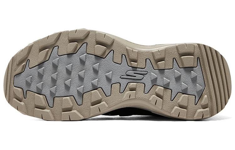 Sizing (W) 斯凯奇 GO RUN Trail Altitude '黑色' 128212-BKNT
