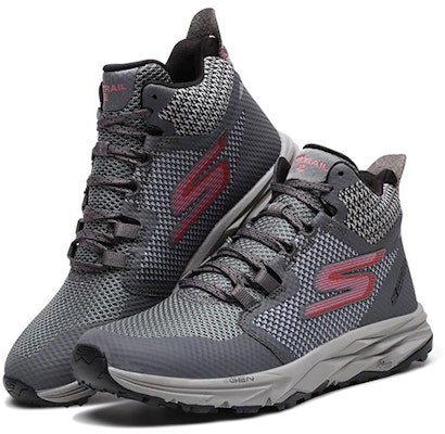 Skechers Go Trail 2 Grip 高筒跑步鞋 女款 灰粉 Lookbook Skechers Go Trail 2 Grip 高筒跑步鞋 女款 灰粉