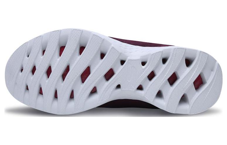 Purchase (Women) Skechers Go Train 'Burgundy' 14834-BURG
