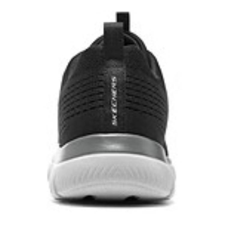 Shop Skechers Go Walk 4 輕巧通風防滑 低筒 運動鞋 女款 黑色