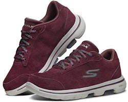 (W) 斯凯奇 Go Walk 5 '勃艮第色' 15928-BURG Lookbook (W) 斯凯奇 Go Walk 5 '勃艮第色' 15928-BURG