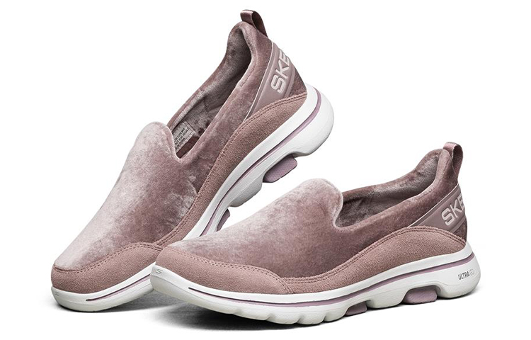 Lookbook (W) Skechers Go Walk 5 'Pink Slip-On' Sepatu Slip-On Wanita - Merah Muda 124217-MVE