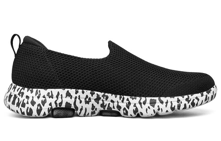 Order (W) 斯凯奇 Go Walk 5 休闲便鞋 黑/白 124205-BKW