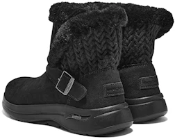 Shop Skechers Go Walk Arch Fit 保暖防滑 舒適 高筒 雪地靴 女款 黑色