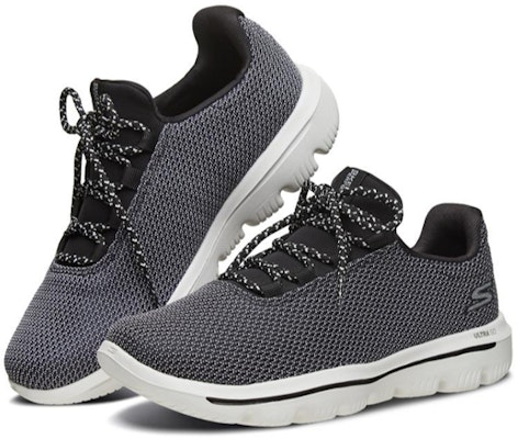 (W) Skechers Go Walk Evolution Ultra Sepatu Lari Hitam 15727-BKW Order (W) Skechers Go Walk Evolution Ultra Sepatu Lari Hitam 15727-BKW