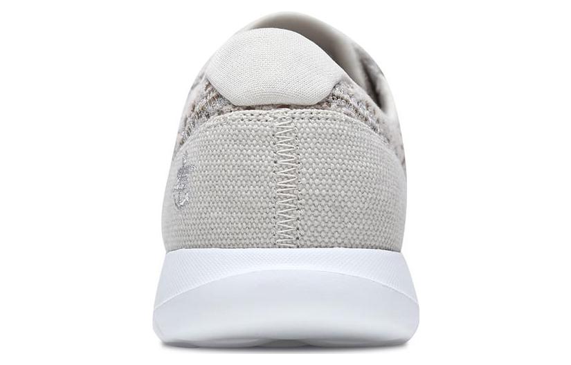 Shop Skechers GO WALK Lite 防滑耐磨減震 低幫 運動休閒鞋 女款 自然色