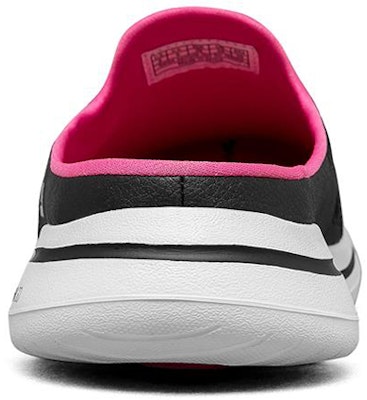 Skechers GO WALK 舒適透氣 一腳蹬運動休閒鞋 女款 黑粉色 Shop Skechers GO WALK 舒適透氣 一腳蹬運動休閒鞋 女款 黑粉色