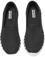 Shop Skechers 減震防滑耐磨 低筒 運動休閒鞋 女款 黑