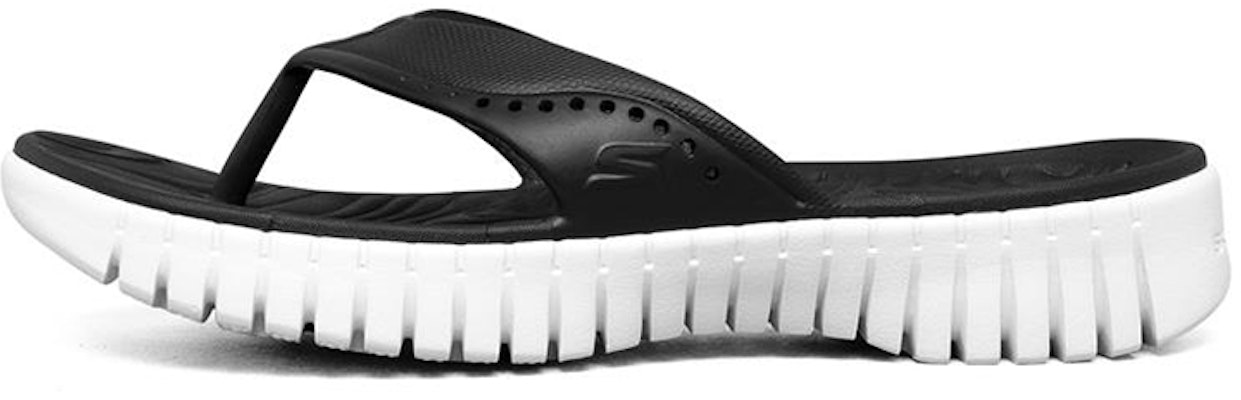 (W) 스케쳐스 고워크 스마트 슬라이드 (블랙/화이트) 111115-BKW Buy (W) 스케쳐스 고워크 스마트 슬라이드 (블랙/화이트) 111115-BKW